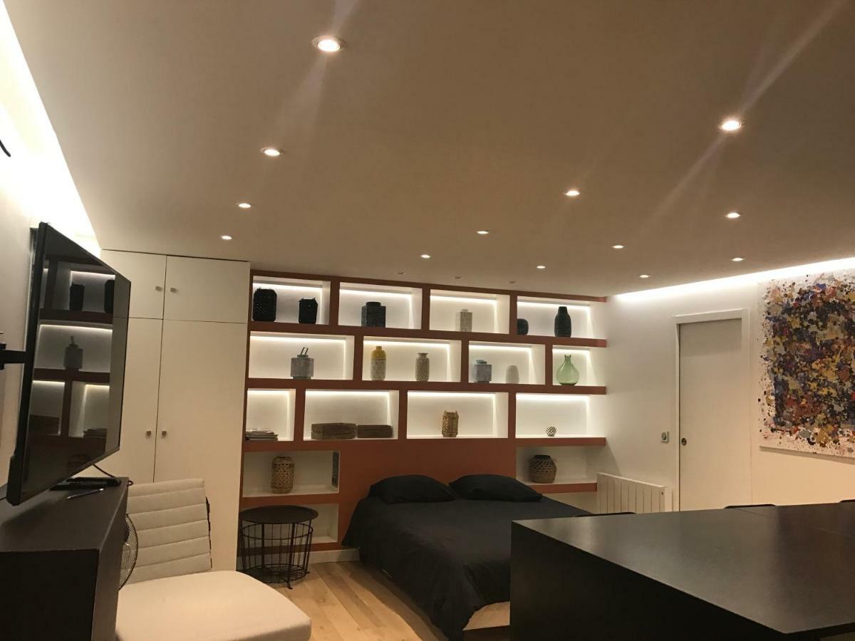 Haussman Lafayettes Apartment Paris